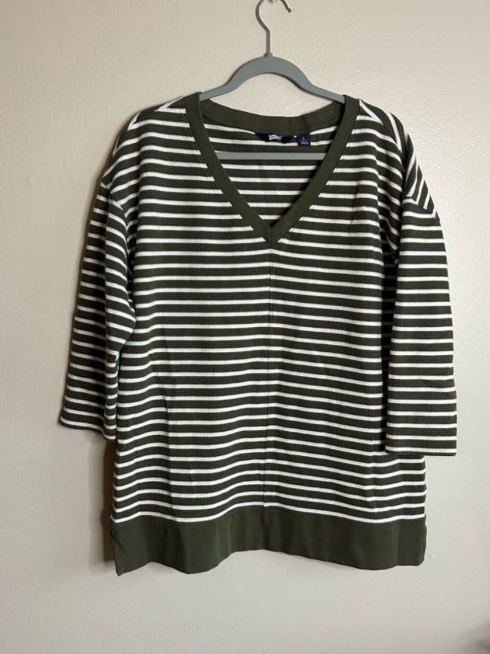 Lands End Top Womens Large Olive Striped Waffle Knit V Neck 3/4 Sleeve Split Hem